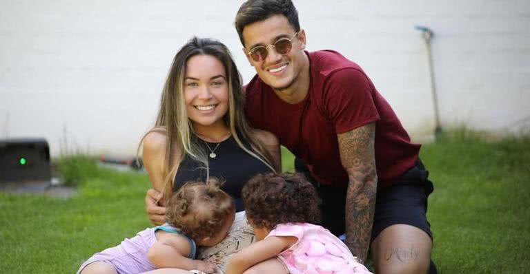 Philippe Coutinho Anuncia Nas Redes Sociais Que Esposa Est Gr Vida