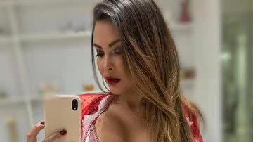 Abusada Geisy Arruda Aposta Em Lingerie Transparente E F S Perdem A