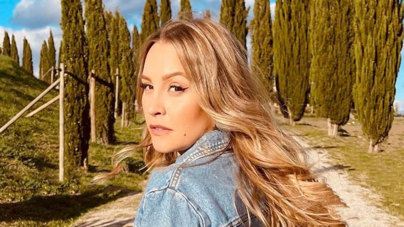 De botas, Carla Diaz arrasa em look chiquérrimo durante viagem na Itália e fãs babam: "Deusa" - Reprodução/ Instagram