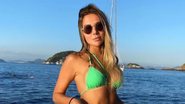 Filha de Renato Gaúcho puxa calcinha do biquíni em passeio de barco e deixa web babando - Reprodução/Instagram