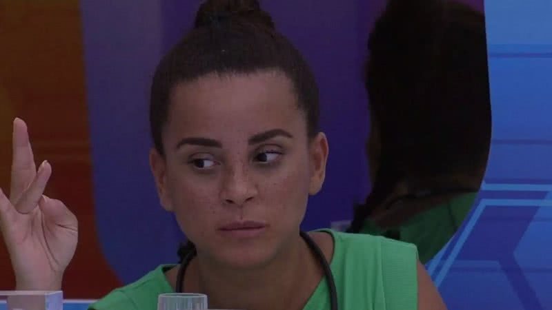 A ativista Domitila Barros joga toalha e lamenta na reta final do BBB23: "Esperar o Brasil me botar para fora!" - Reprodução/Globo