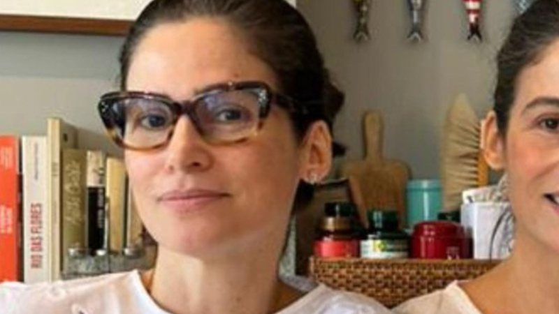 Renata Vasconcellos posa com a irmã gêmea e confunde fãs: "Quem é quem?" - Reprodução/ Instagram