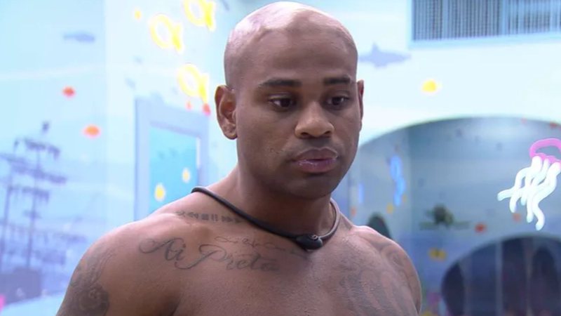 O enfermeiro Cezar Black detona posicionamento de sister após uma discussão no Big Brother Brasil 23: "Está se fazendo de vítima" - Reprodução/Globo