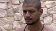 O ator Gabriel Santana revela motivo de não ter tatuagens em conversa no Big Brother Brasil 23: "Medo de perder" - Reprodução/Globo