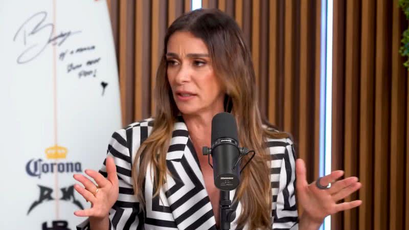 A atriz Mônica Martelli expõe estupro na adolescência e desabafa sobre acontecimento: "Não queria" - Reprodução/Instagram