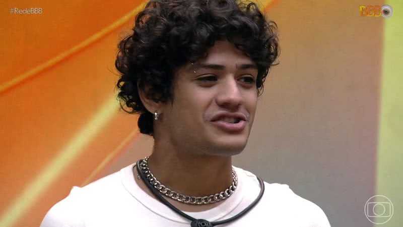 Gabriel Santana revelou que está disponível para meninos e meninas no BBB23 - Reprodução/Globo