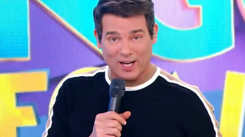 Celso Portiolli interrompe 'Domingo Legal' com propaganda da Globo - Reprodução/SBT