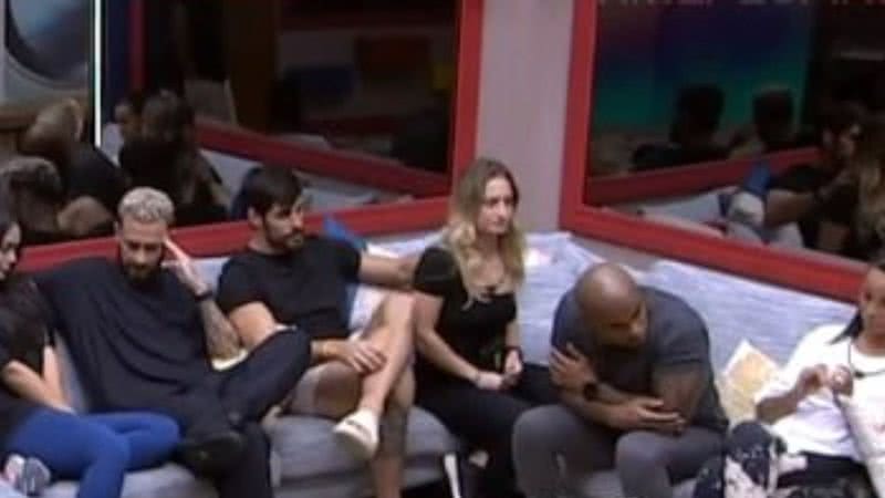 Os brothers reclamam de vazamento e mau cheiro em cômodo da casa no BBB23: "Esgoto" - Reprodução/Globo