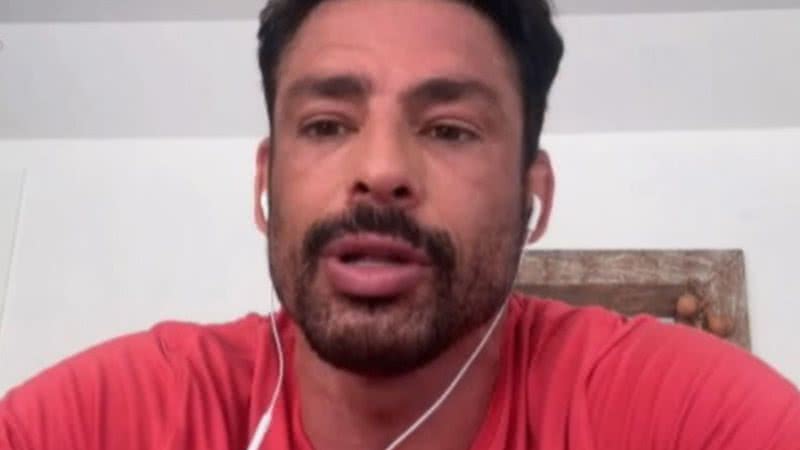 Cauã Reymond choca ao mostrar tamanho de marmita no 'Encontro': "Esse glamour" - Reprodução/Globo