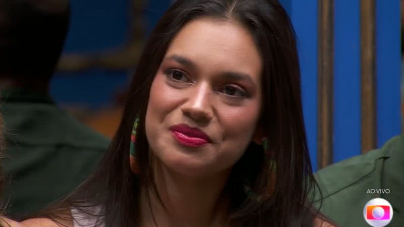 Alane usou um símbolo religioso na volta do paredão do BBB 24 - Foto: Reprodução/Globoplay