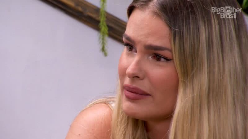 Yasmin Brunet já foi chamada de "inútil" antes no BBB 24 - Foto: Reprodução/Globoplay