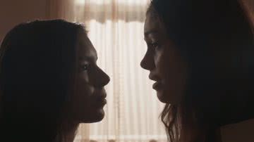 Ritinha (Mell Muzzillo) e Eliana (Sophie Charlotte) de Renascer - Reprodução/Globo