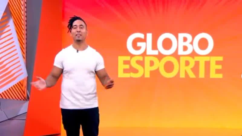 Apresentador da Globo debocha após ser alvo de racismo: "Segundo dia" - Reprodução/Globo