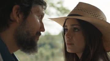 Egídio (Vladimir Brichta) e Eliana (Sophie Charlotte) de Renascer - Reprodução/Globo