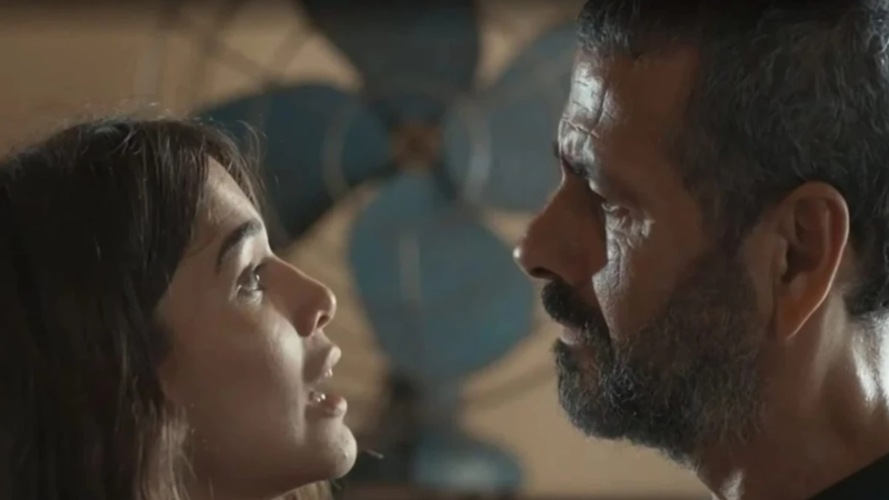 Mariana (Theresa Fonseca) e José Inocêncio (Marcos Palmeira) de Renascer - Reprodução/Globo