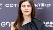 Alexandra Daddario anuncia gravidez - Daniele Venturelli/Getty Images