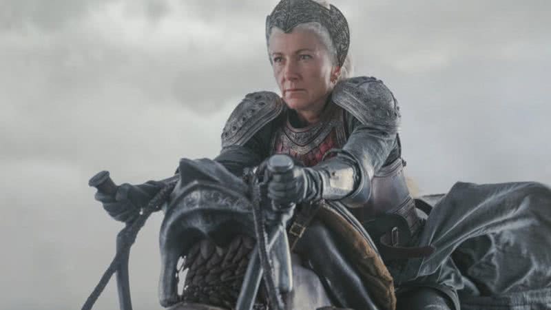 Eve Best como Rhaenys Targaryen em A Casa do Dragão - Divulgação/HBO