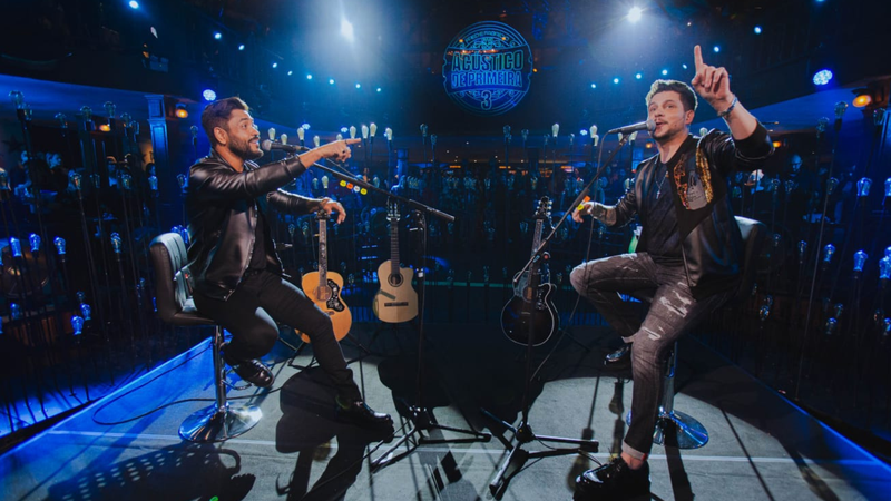 Em junho, Fred & Fabrício lançaram terceira edição do projeto "Acústico de Primeira" - Divulgação