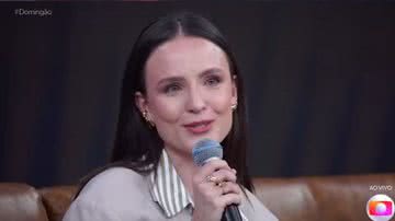 Larissa Manoela cai no choro ao falar de Silvio Santos - Reprodução/Globo