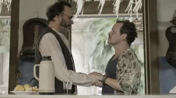 Rachid (Almir Sater) e Norberto (Matheus Nachtergaele) de Renascer - Reprodução/Globo