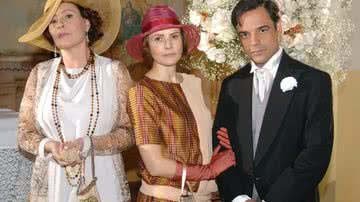 Elizabeth Savala, Bia Seidl e Ângelo Antônio em Alma Gêmea, 2005 - Foto: Márcio de Souza/Globo