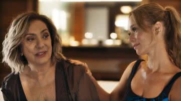 Berta (Eliane Giardini) e Ísis (Mariana Ximenes) de Mania de Você - Reprodução/Globo