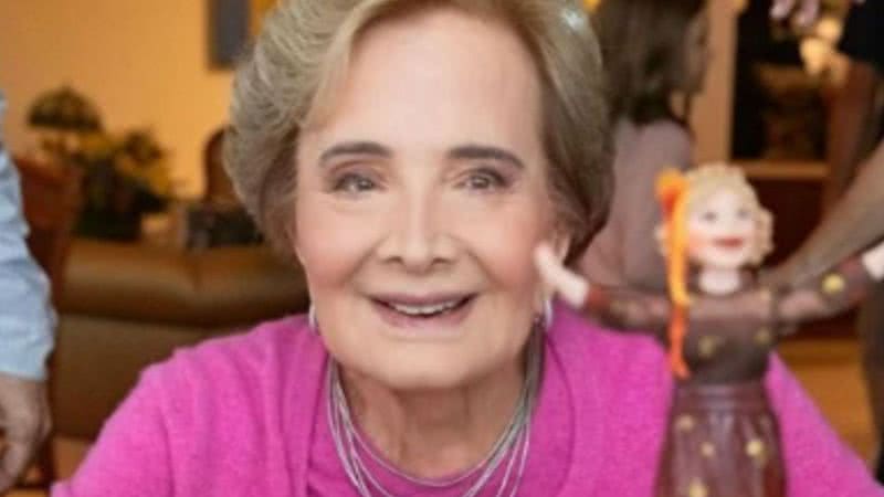 Gloria Menezes celebra 90 anos e lembrancinha de aniversário chama atenção - Reprodução/Instagram