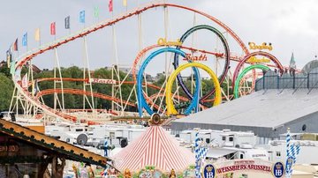 A polícia trabalha para entender como exatamente o acidente aconteceu - Divulgação/Oktoberfest