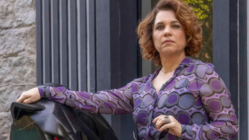 Isabel Teixeira como Violeta Castilho em Volta Por Cima - Reprodução/Globo