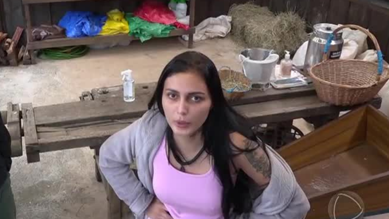 Fernanda explica motivo de ter desistido de A Fazenda: 'Não estava sendo gravado' - Reprodução/ Record