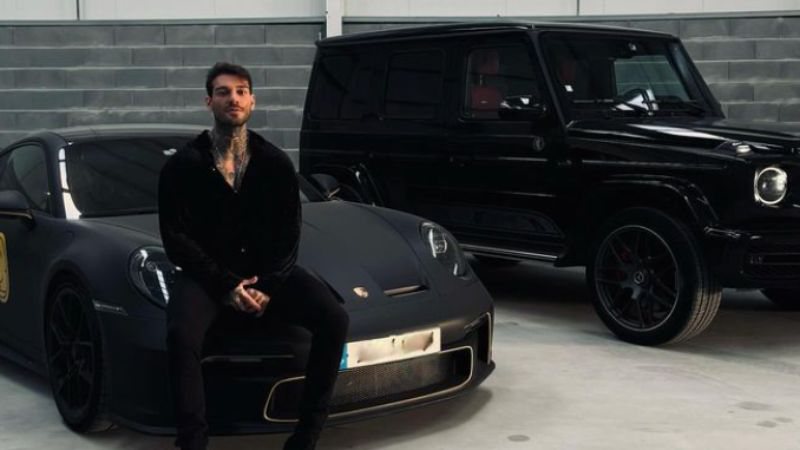 Lucas Lucco compra novo carro de luxo e compartilha fotos nas redes sociais; saiba valores - Reprodução/Instagram