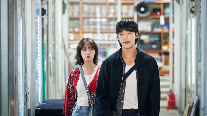 Woo Do-hwan e Lee You-mi em Mr. Plankton - Divulgação/Netflix