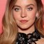 Sydney Sweeney desabafa sobre assédio de paparazzi