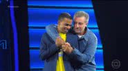 Givanildo e Luciano Huck no The Wall, quadro do Domingão com Huck - Reprodução/Globo