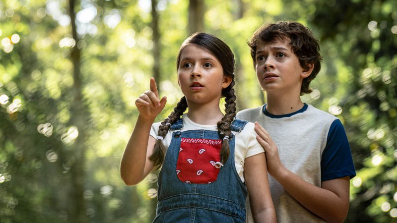 Pilar e Miguel em O Diário de Pilar na Amazônia - Laura Campanella