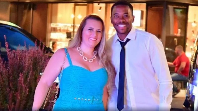 Esposa de Robinho acredita na inocência do marido: 'Ninguém sabe mais desse caso' - Reprodução/Redes Sociais