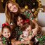 Virginia Fonseca e Zé Felipe posam com filhos em ensaio de Natal