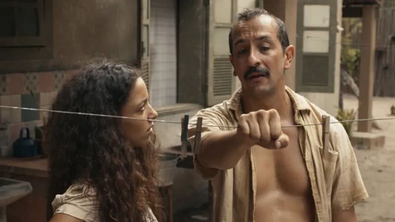 Joana (Alice Carvalho) e Tião (Irandhir Santos) de Renascer - Reprodução/Globo