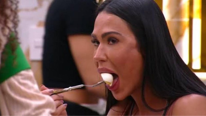 Até quando? Gracyanne Barbosa choca ao comer 9 ovos em uma refeição - Reprodução/ TV Globo