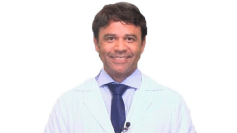 Médico indiciado após morte de paciente durante hidrolipo - Imagem: Reprodução/Facebook Dr. Josias Caetano