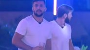 BBB21: Caio e Arthur se empolgam cantando sertanejo e produção corta o barato - Reprodução/TV Globo