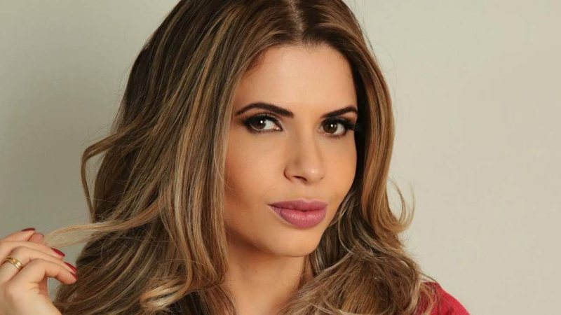 Ex-BBB Cacau Colucci mostra barriguinha de grávida pela primeira vez e faz mistério: "Menino ou menina?" - Reprodução/Instagram