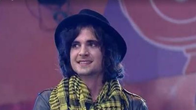 Gente como a gente, Fiuk repete look de 10 anos atrás para final do BBB21 e web não perdoa: "Parou no tempo" - Reprodução/Gshow