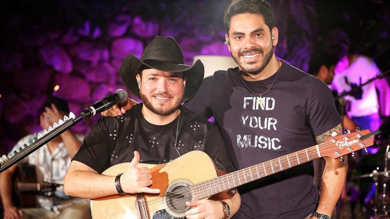 Israel Ribeiro, dupla sertaneja de Rodolffo do BBB21, comemora reencontro com o ex-brother: “Que bom que você voltou” - Reprodução/Rubens Cerqueira