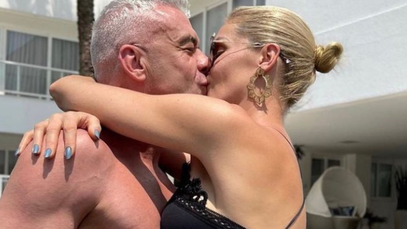 Marido de Ana Hickmann publica beijo quente com o esposa: "Sou sortudo" - Reprodução/Instagram