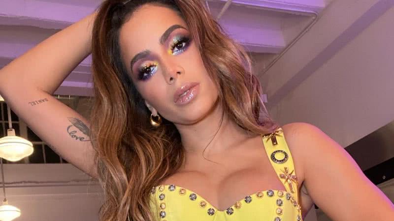 Após vídeo dançando música gospel, Anitta se pronuncia e diz que gravação é montagem - Instagram