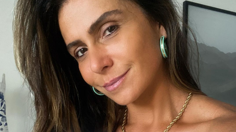 Imagem Aos 45 anos, Giovanna Antonelli pega fãs de surpresa e anuncia a aposentadoria: "Pretendo pendurar as chuteiras"