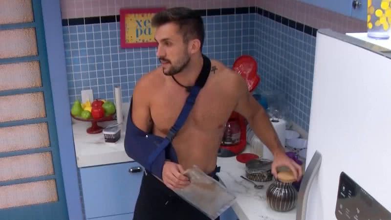 BBB21: Arthur promete interferir na comida da Xepa como vingança se não for eliminado: "Vou avacalhar" - Reprodução/TV Globo