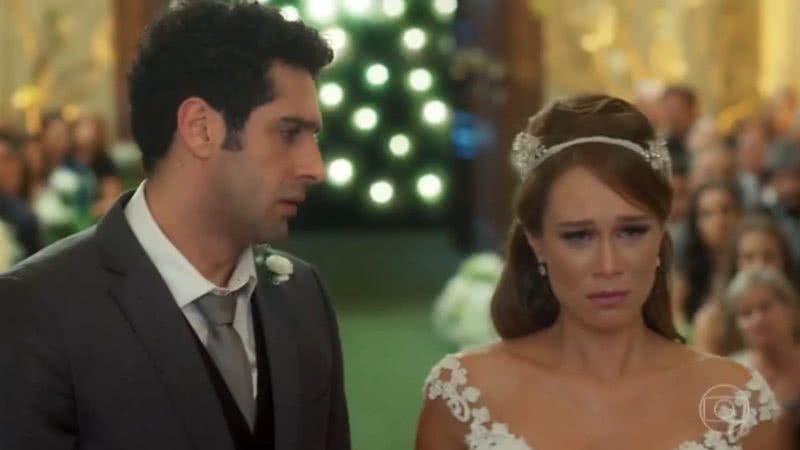 A mocinha decide continuar o casamento apesar das declarações do noivo; confira! - Reprodução/TV Globo