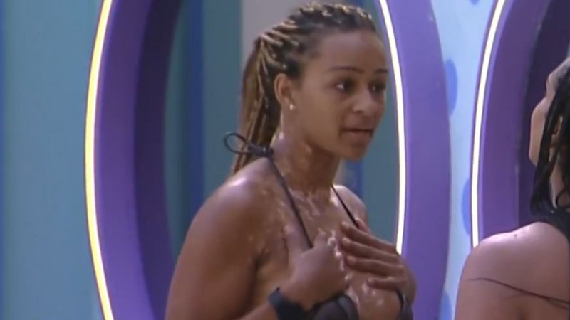 BBB22: Natália briga feio com sister após ser criticada e xinga: "Vai tomar no c*" - Reprodução/TV Globo